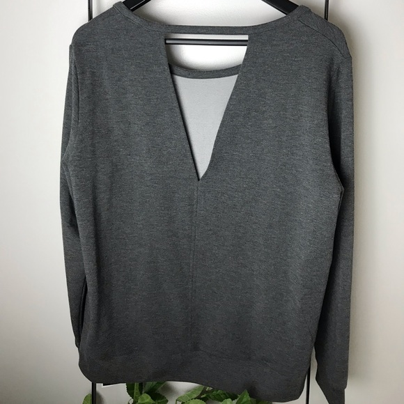 Women’s Adidas Sweater NWT Gray XL - Picture 8 of 11